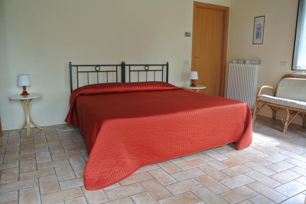 Agriturismo Valdappio Ουρμπίνο Δωμάτιο φωτογραφία